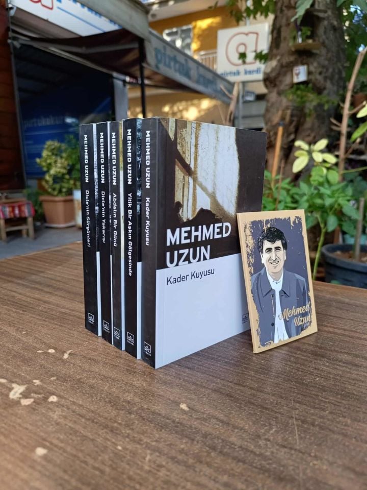 Mehmed Long Novel Set 5 Books - İthaki