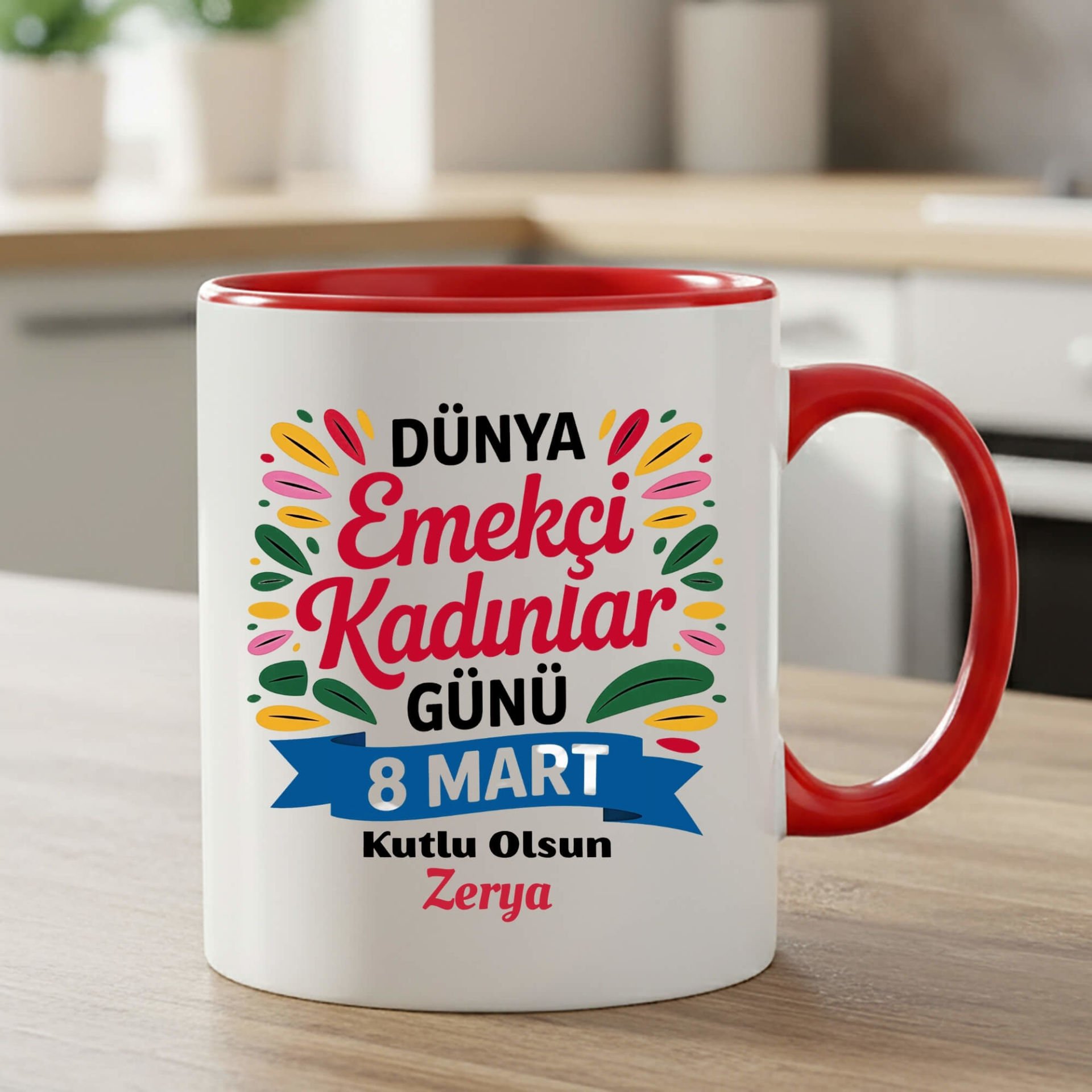İsme Özel 8 Mart Dünya Emekçi Kadınlar Günü Kutlu Olsun Klasik Kırmızı Renk Porselen Kupa Bardak