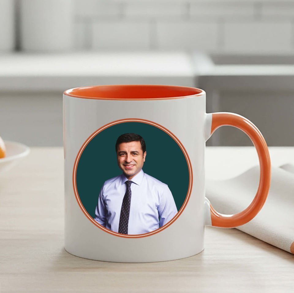 Selahattin Demirtaş Resimli Turuncu Renkli Kupa Bardağı - Selahattin Demirtaş Turuncu Klasik Kupa Bardak