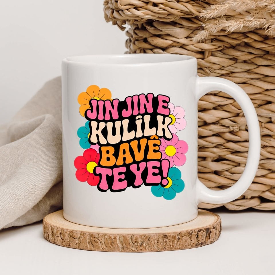 Jin Jin e Kulîlk Bavê Te Ye Klasik Beyaz Porselen Kupa Bardak