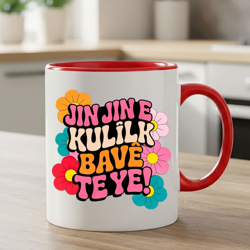 Jin Jin e Kulîlk Bavê Te Ye Klasik Kırmızı Renk Porselen Kupa Bardak