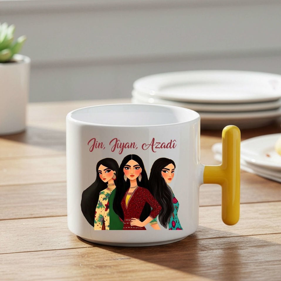 Jin Jiyan Azadi Tasarımlı Sarı Renkli T Kupa Bardak - Jin Jiyan Azadi Yazılı T Kupası