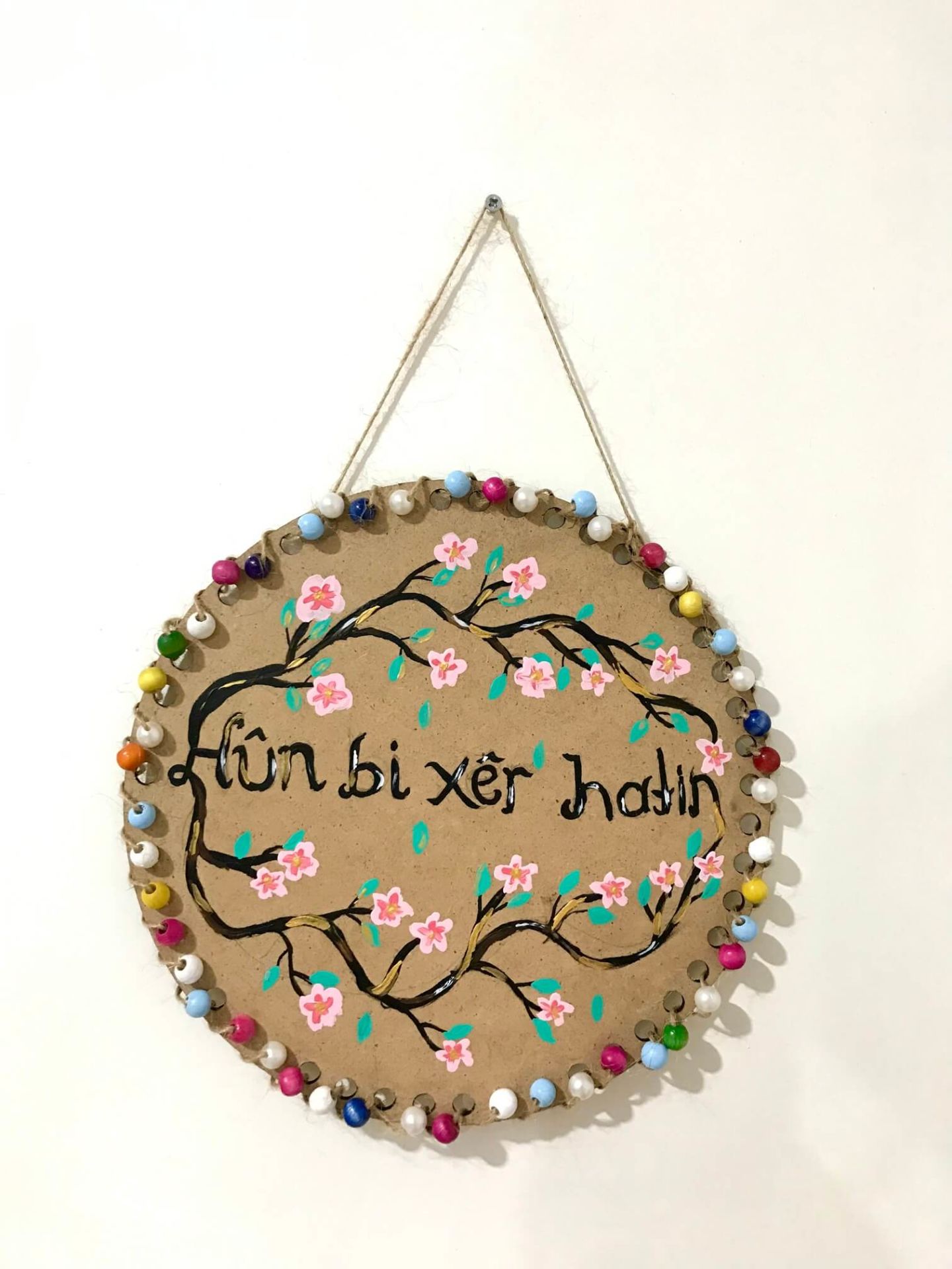 Kurmanci Hûn Bi Xêr Hatin Tasarımlı El İşlemeli Kapı Süsü