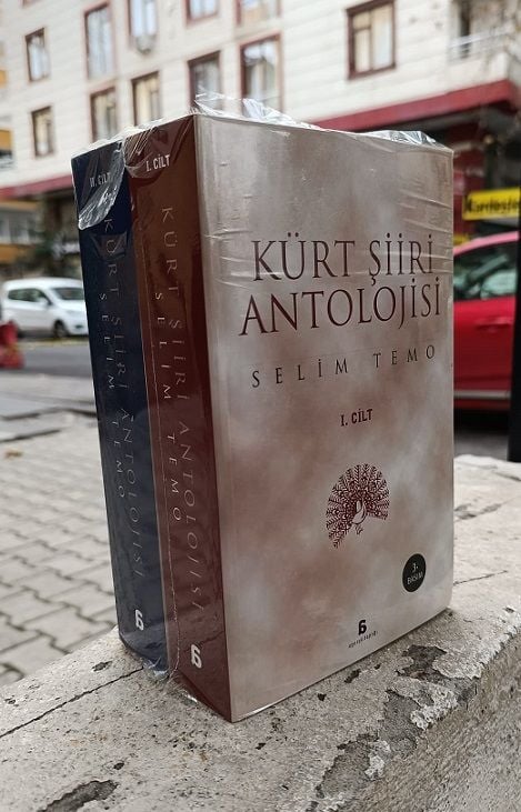 Kürt Şiiri Antolojisi