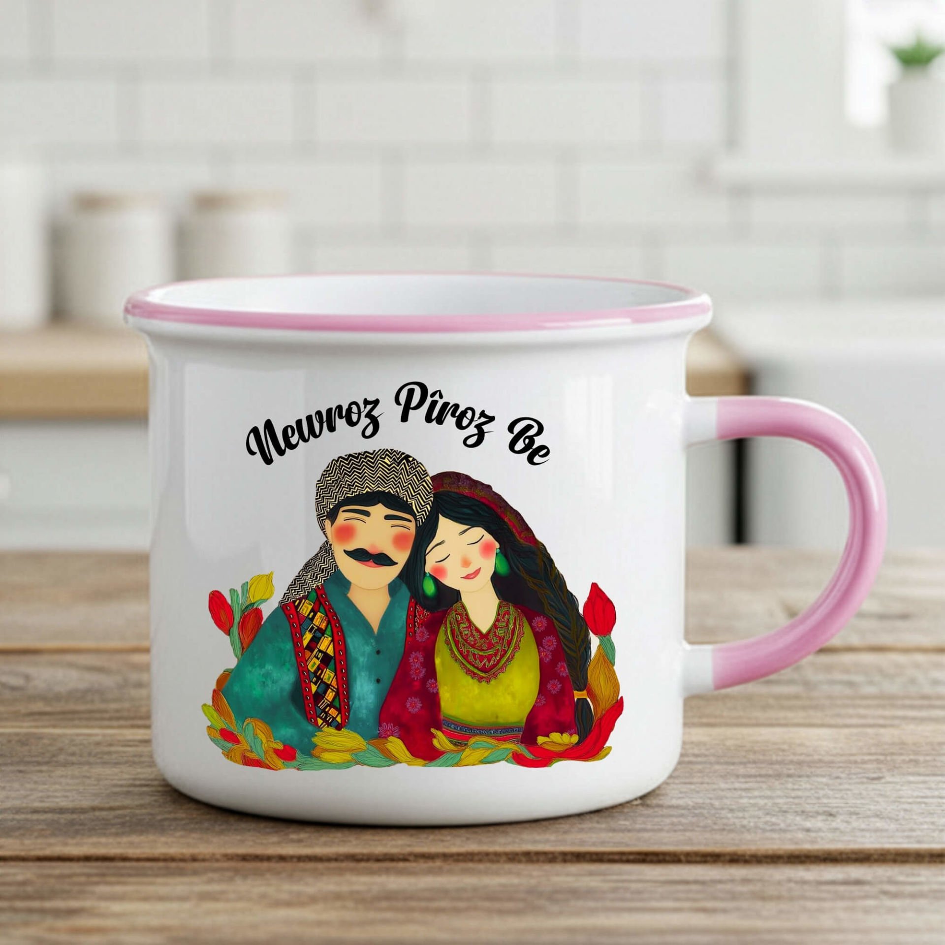 Newroz Pîroz be Gülümseyen Mem û Zîn Tasarımlı Enamel Pembe Kupa Bardağı