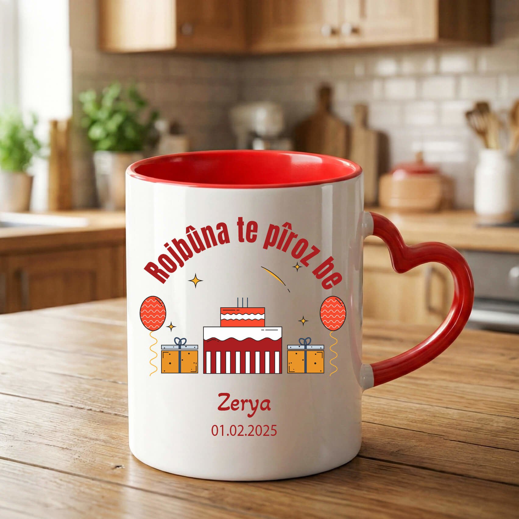 İsme Özel ve Tarihli Kürtçe Doğum Günü Kırmızı Kalp Kupa Bardağı -  Rojbûna Te Piroz Be Kalp Kupa Bardak