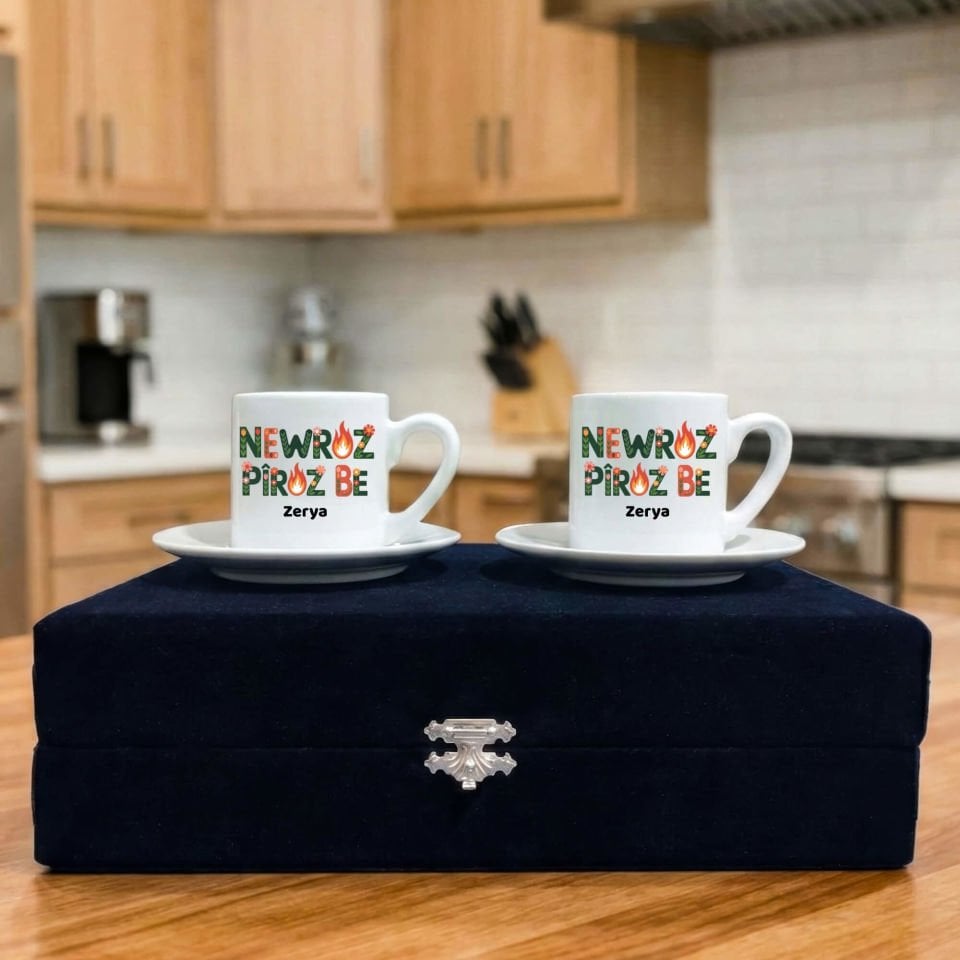 İsme Özel Newroz Piroz Be Çiçek Tasarımlı Siyah Renkli Kutulu 2 li Porselen Kahve Fincan Seti