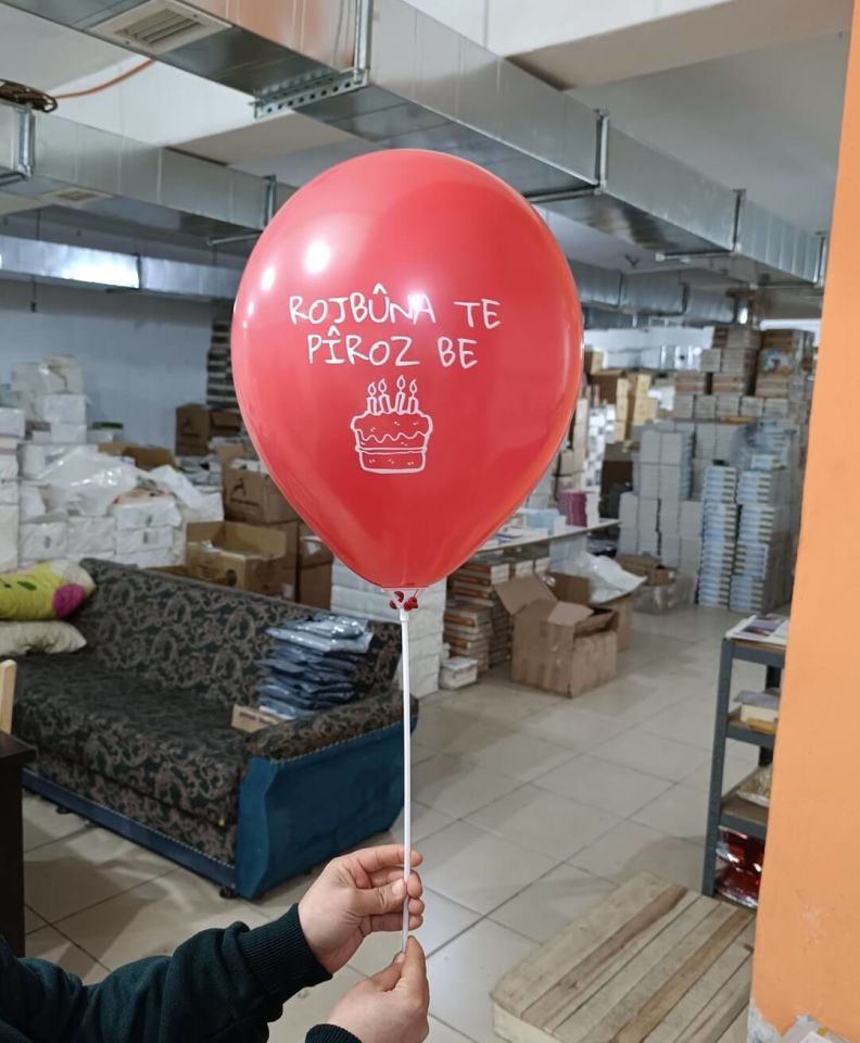 Balon Çubuklu 10 adet Kürtçe Doğum Günü Balonu