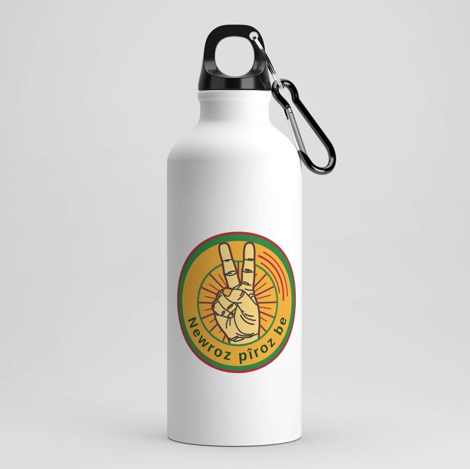 Newroz Piroz Be Zafer İşareti Tasarımlı Kancalı Matara