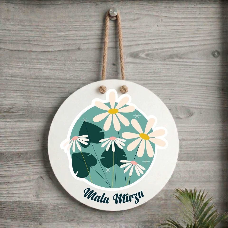 Xemla Deriyan - Kürtçe Çiçek Tasarımlı İsme Özel Kapı Süsü