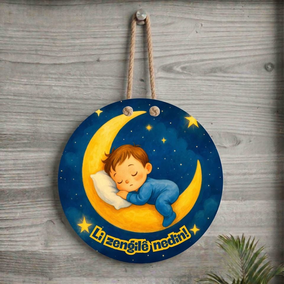 Ji Bo Pitikan Zarokan Xemla Deriyan - Kürtçe Zili Çalmayınız Li Zengilê Nedin Yazılı Kapı Süsü