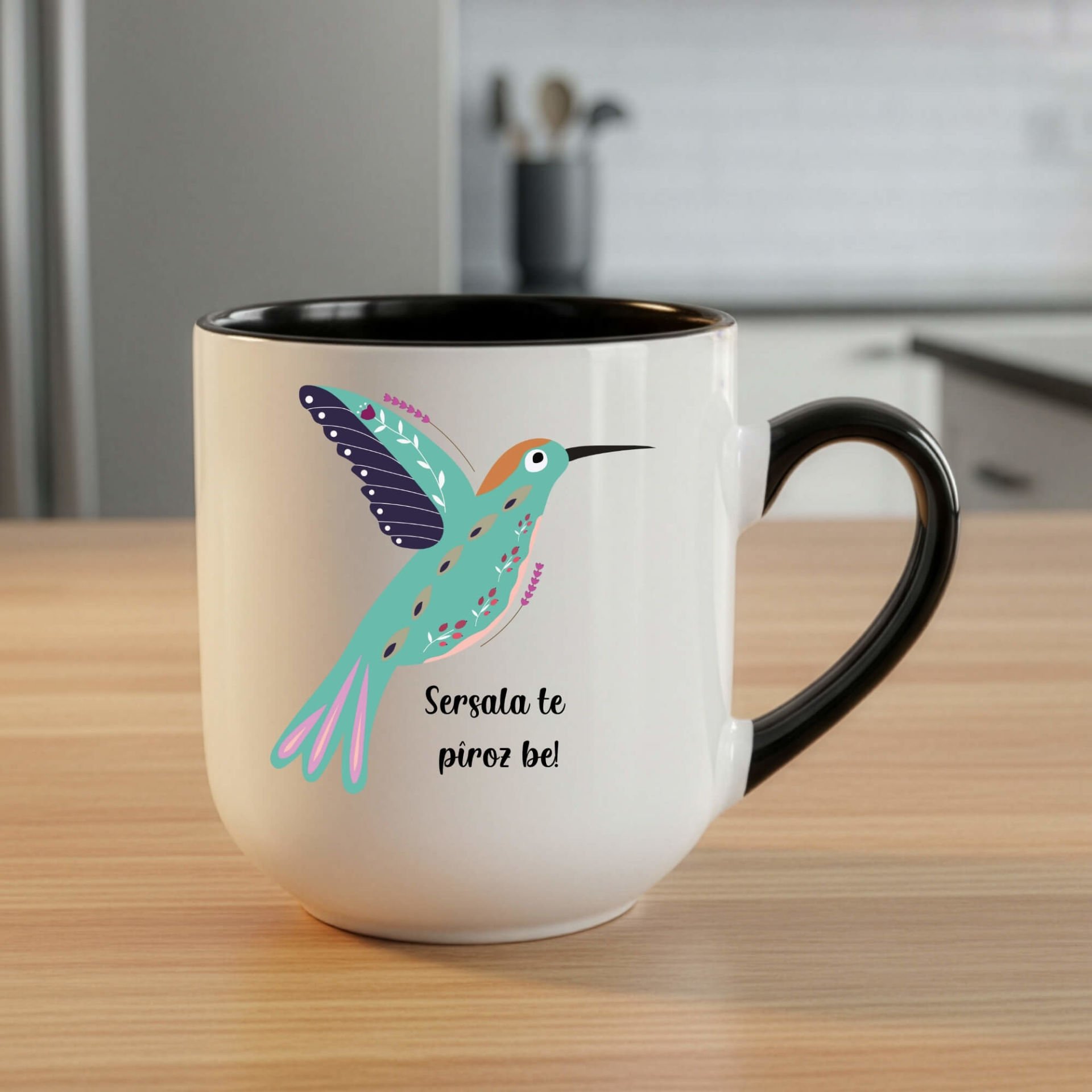 Kürtçe Yılbaşı Kutlamalı Elite Siyah Kupa Bardağı - Sersala Te Pîroz Be Yazılı Kuş Resimli Elite Oval Siyah Renk Kupa Bardak