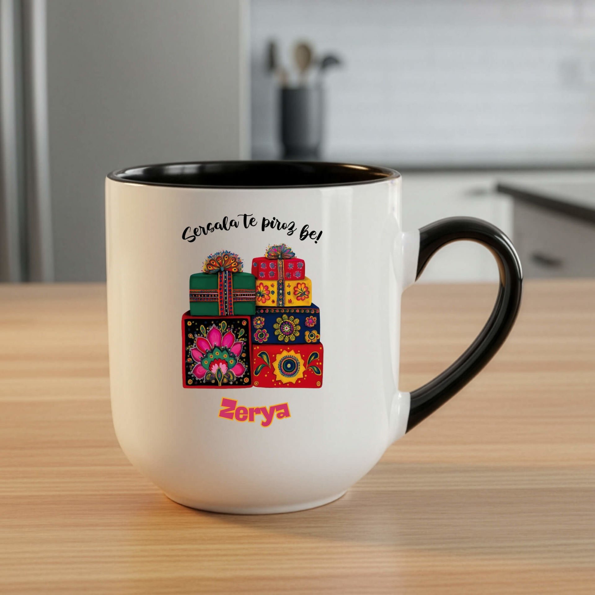 İsme Özel Kürtçe Yılbaşı Kutlamalı Elite Siyah Kupa Bardağı - Kişiye Özel Sersala Te Pîroz Be Yazılı Elite Oval Siyah Renk Kupa Bardak