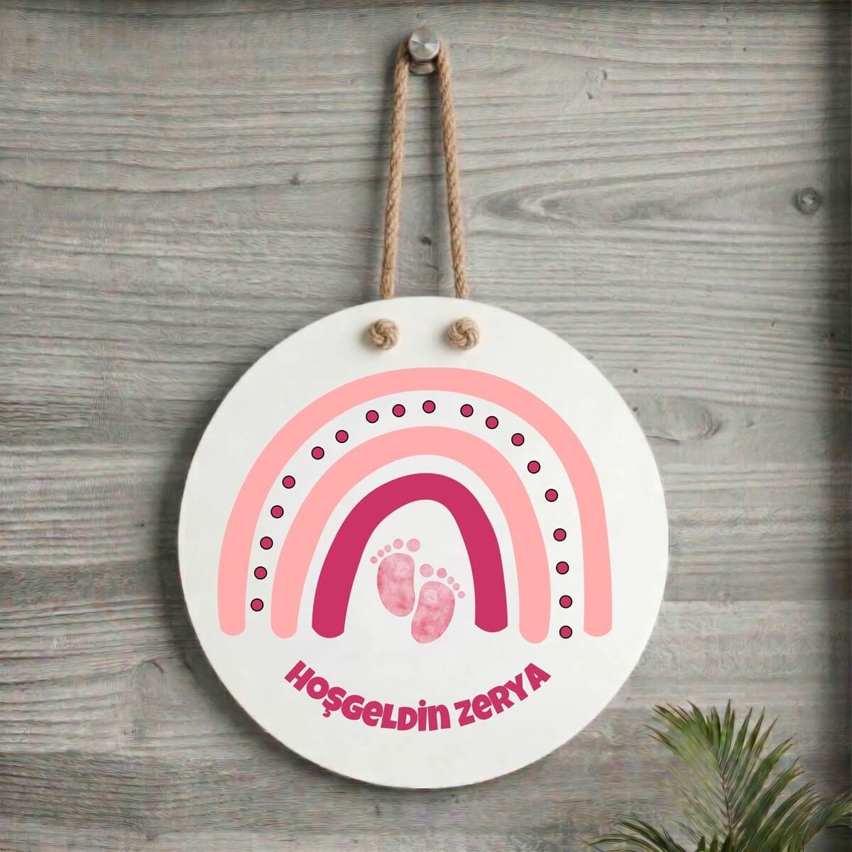 Yeni Doğan Kız Bebekleri İçin İsme Özel Hoşgeldin Yazılı Kapı Süsü