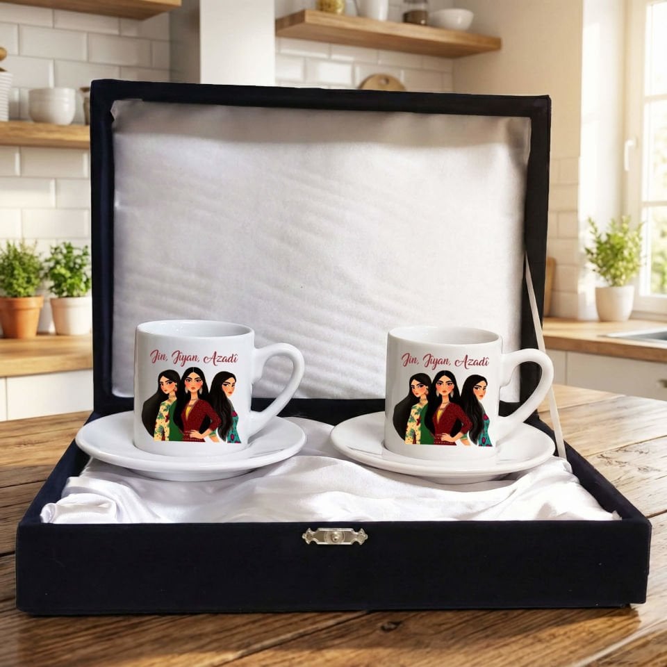 Jin Jiyan Azadi Tasarımlı Kadife Siyah Renkli Kutulu 2 li Porselen Kahve Fincan Seti