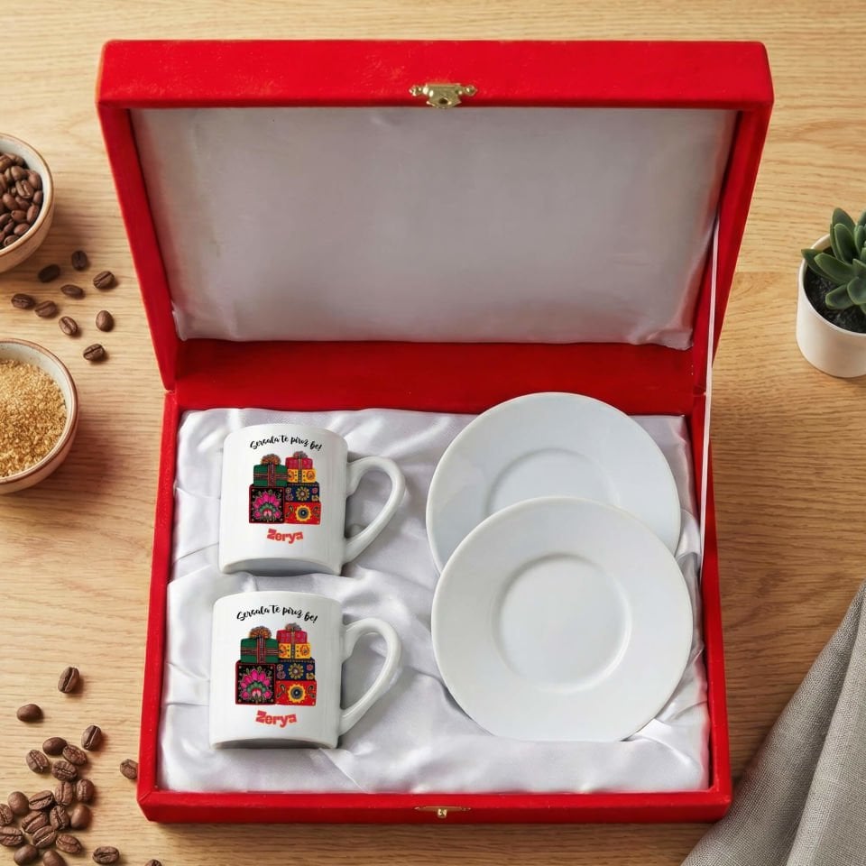 İsme Özel Kürtçe Yılbaşı Kutlama Sersala Te Piroz Be Yazılı Kırmızı Renkli Kutulu 2 li Porselen Kahve Fincan Seti