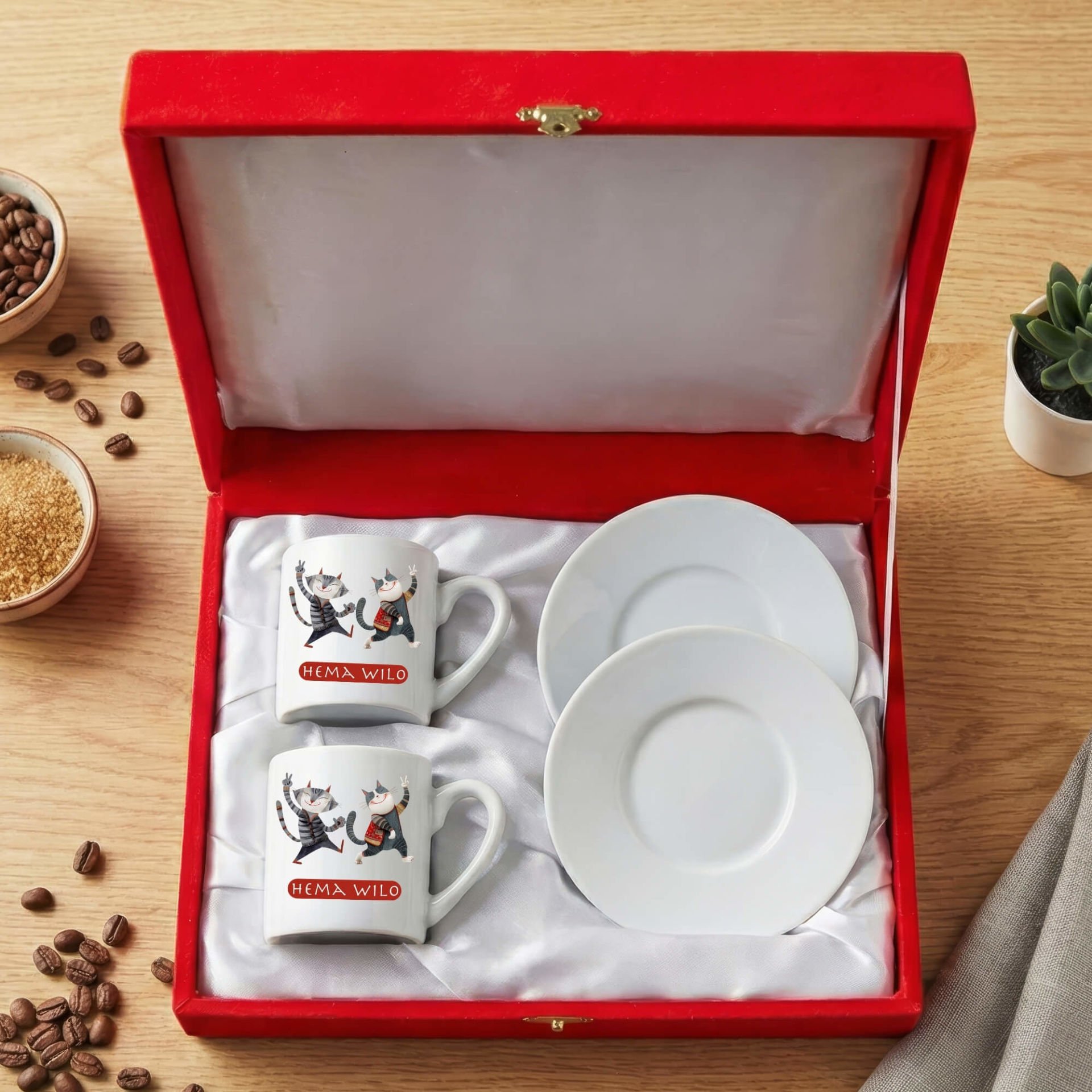 Kürtçe Hema Wilo Yazılı Kırmızı Renkli Kutulu 2 li Porselen Kahve Fincan Seti