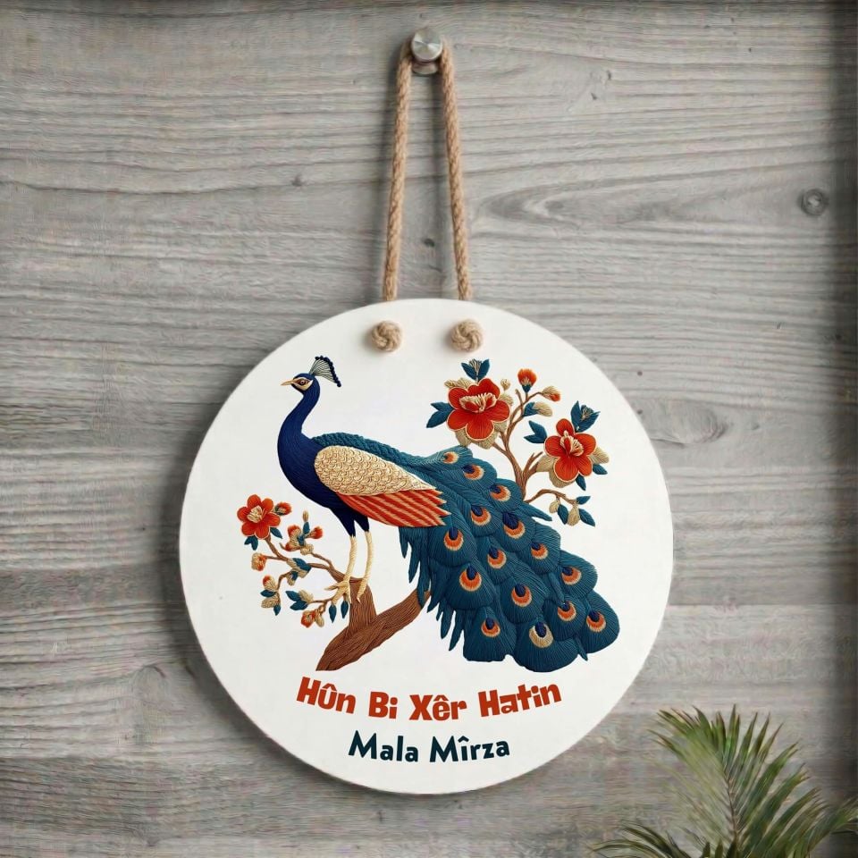 Xemla Deriyan - İsme Özel Hûn Bi Xêr Hatin Yazılı Tavus Kuşu Melekê Tawis Kapı Süsü