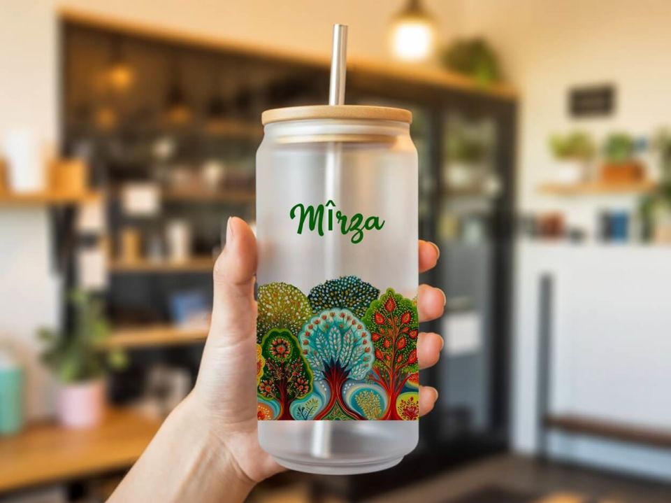 İsme Özel Ağaçlı Pipetli Su Süt Meyve Suyu Cam Suluk - Ağaç Tasarımlı Suluk (600 ml)