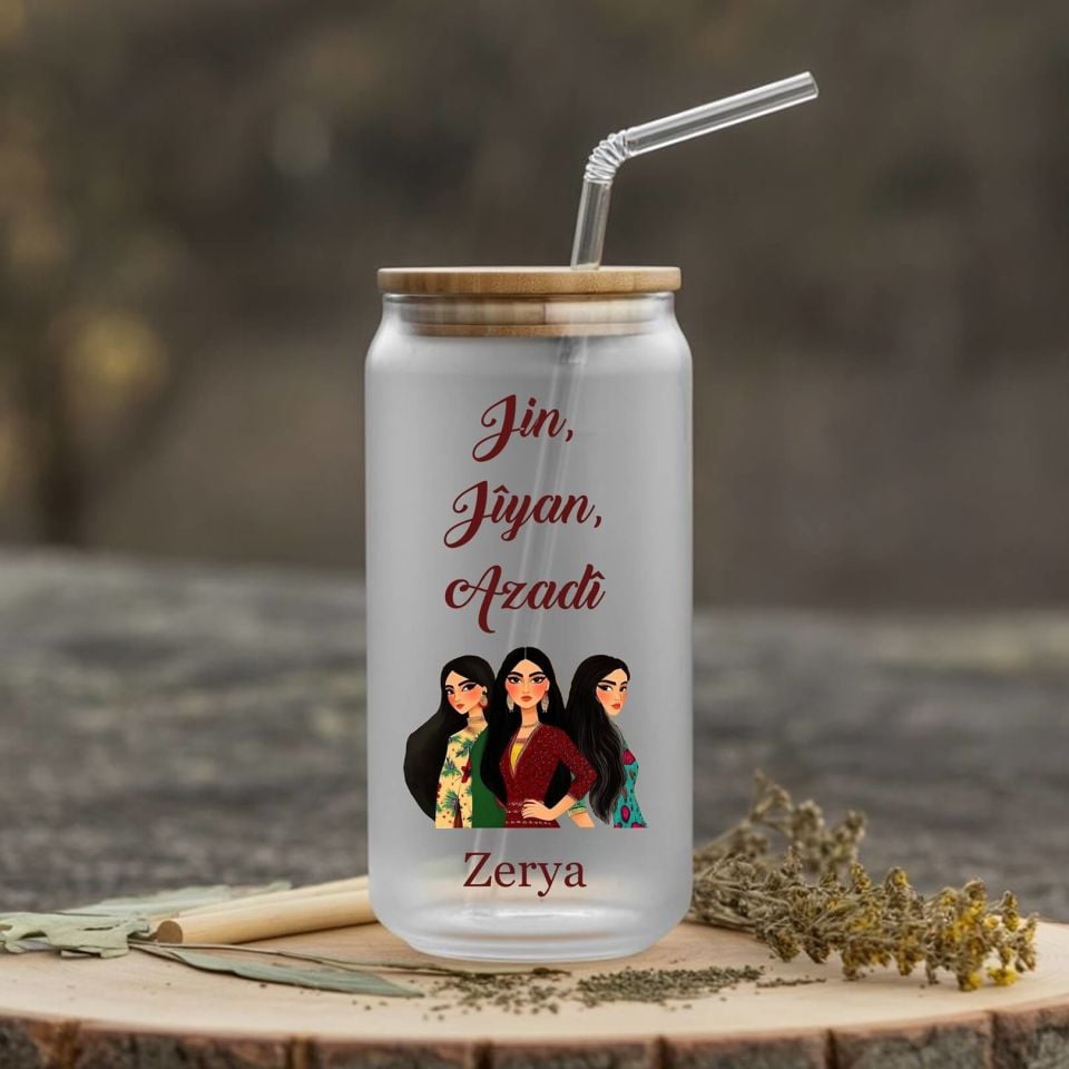 İsme Özel Jin Jiyan Azadi Tasarımlı Pipetli Su Süt Meyve Suyu Cam Suluk - Jin Jiyan Azadi Suluğu (600 ml)