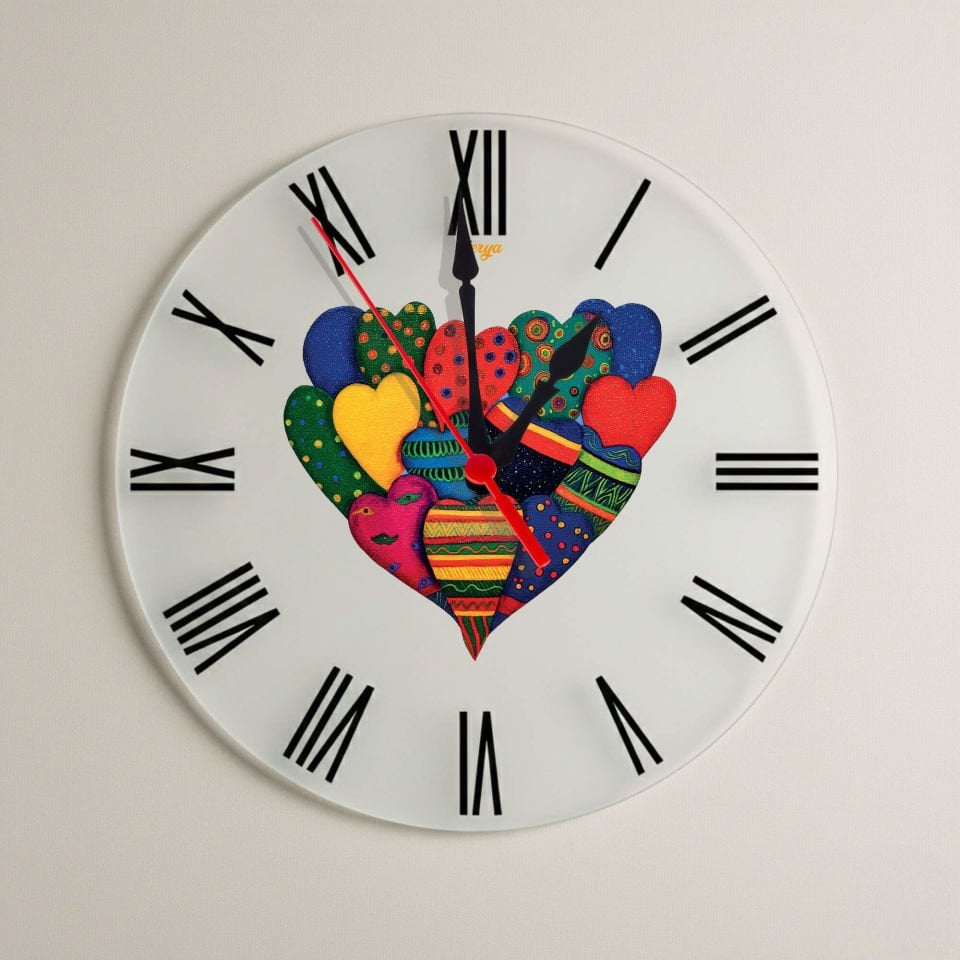 Sevgililere Özel Kalp Tasarımlı Roma Rakamlı Duvar Saati