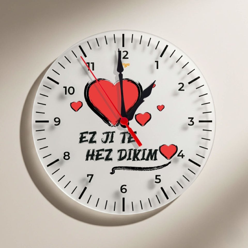 Kürtçe Ez Ji Te Hez Dikim Yazılı Kalpli Duvar Saati