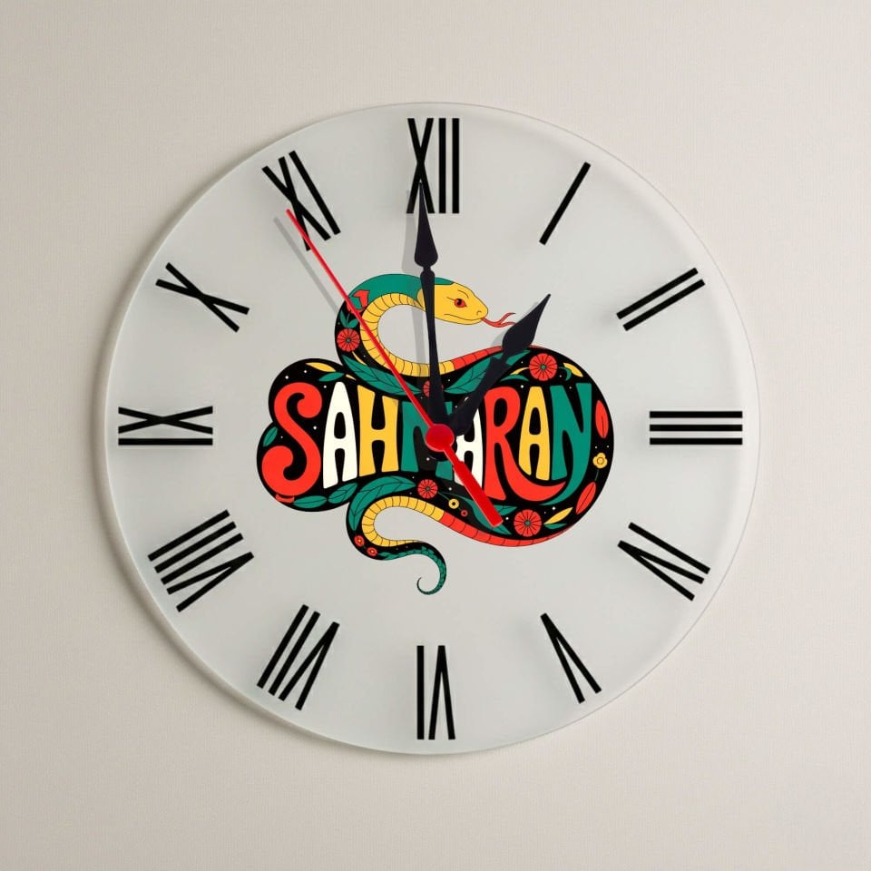 Şahmaran Yazılı Duvar Saati - Şahmeran Roma Rakamlı Saat
