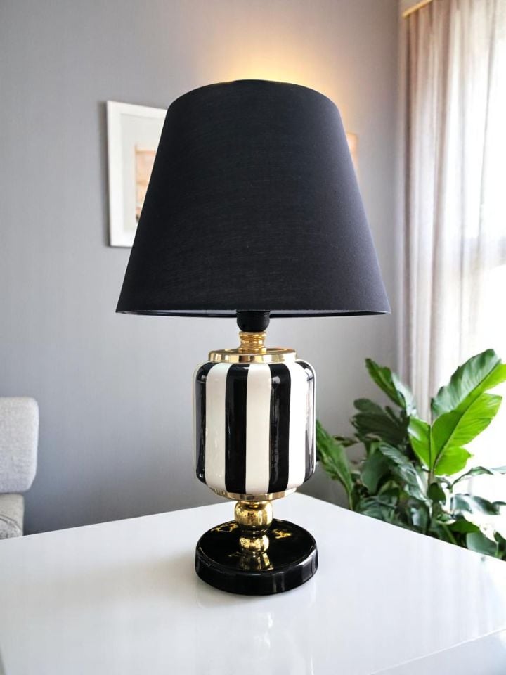 Abajur Aydınlatma Seramik Oval Dik Çizgi Siyah Şapka Gold