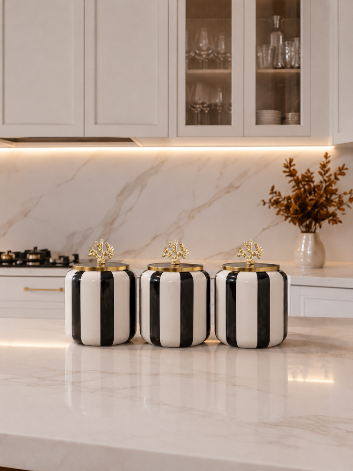 Baharatlık Seramik 3 lü Oval Mega Boy Kahve Köşesi Seti 1400 ml Hacimli Siyah Dik Çizgi (Çay,Kahve,Şeker) Gold