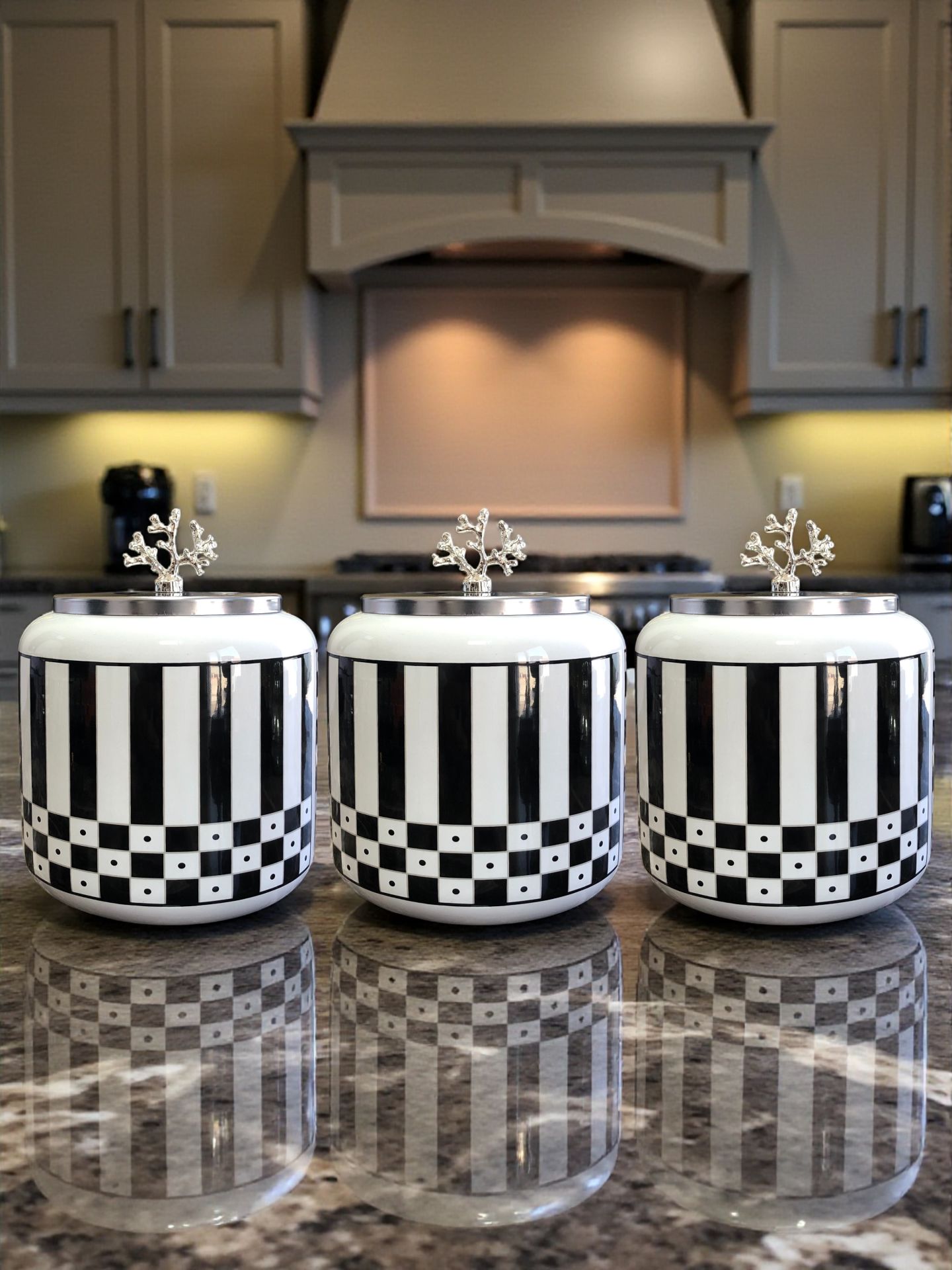 Büyük Boy Kahve Köşesi Seti Oval Baharatlık 1400 ml (Çay,Kahve,Şeker) Siyah Kare Dik Çizgi GÜMÜŞ