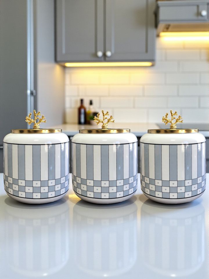 Büyük Boy Kahve Köşesi Seti Oval Baharatlık 1400 ml (Çay,Kahve,Şeker) Gri Kare Dik Çizgi Gold