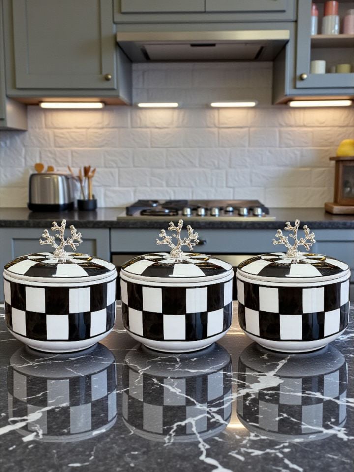 Mutfak Çeyiz Seti 104 Kahvaltılık Baharatlık Kaşıklık Havluluk Siyah Damalı Desen GÜMÜŞ