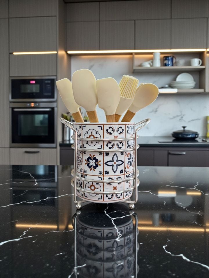 Mutfak Seti 103 Baharatlık Kahvaltılık Kağıt Havluluk Kaşıklık Ceramic Desen Gümüş