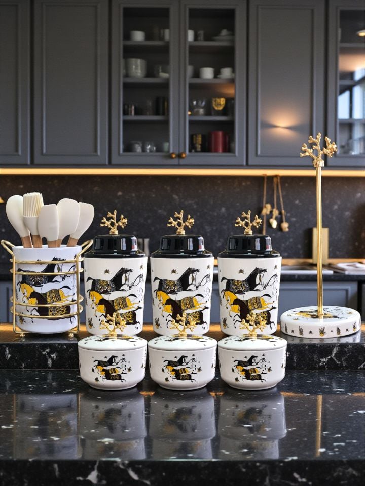 Mutfak Çeyiz Seti 104 Kahvaltılık Baharatlık Kaşıklık Havluluk Koyu Herm At Desen Gold