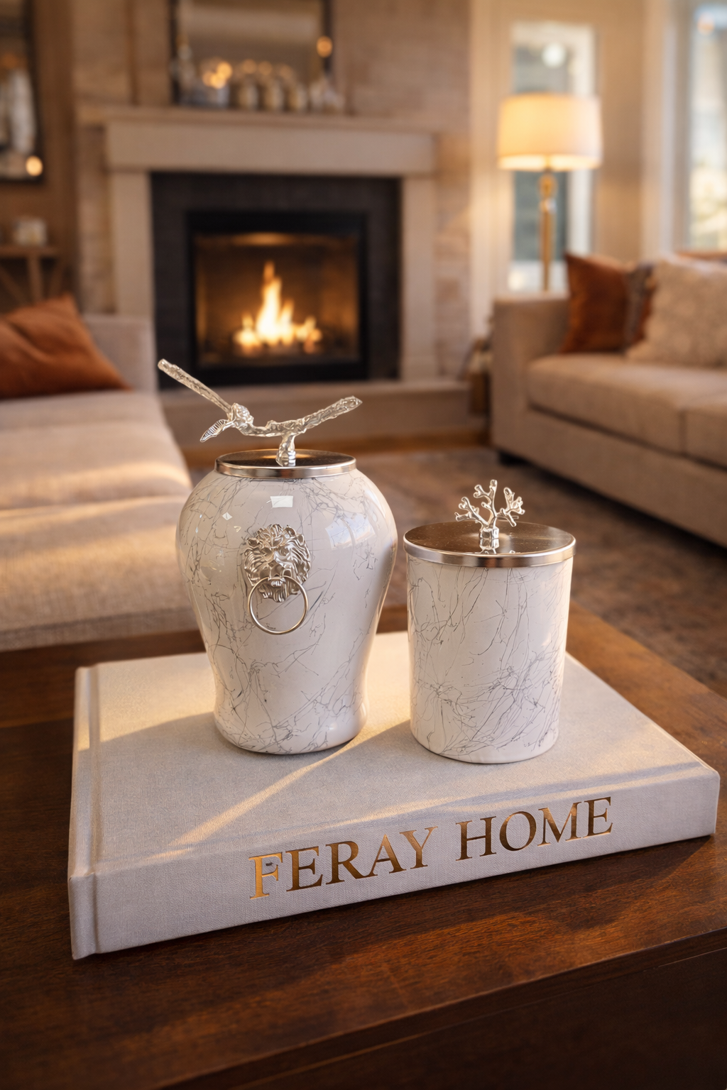 Dekoratif Obje Aslanlı Şah Küp Beyaz Mermer Silindir Beyaz Mermer GÜMÜŞ