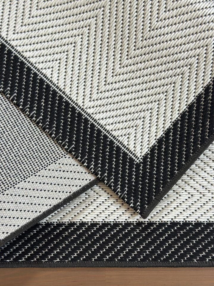 Alfa Serisi Makinede Yıkanabilir Ekru/Siyah Sisal Halı NX-20