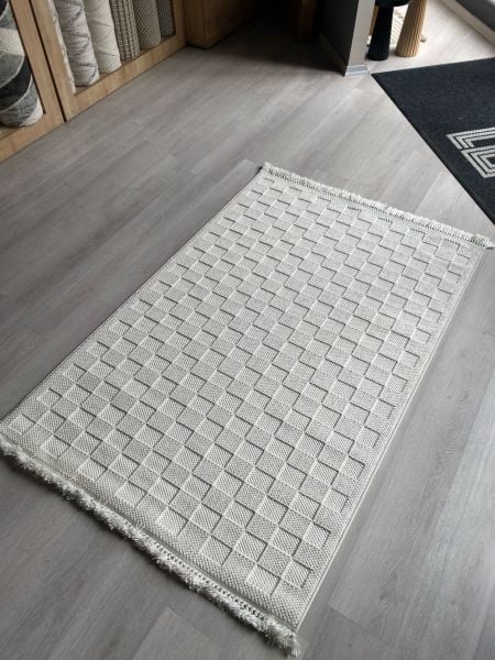 Clam Serisi Bukle Modern Ekru Renk Halı FH-3041