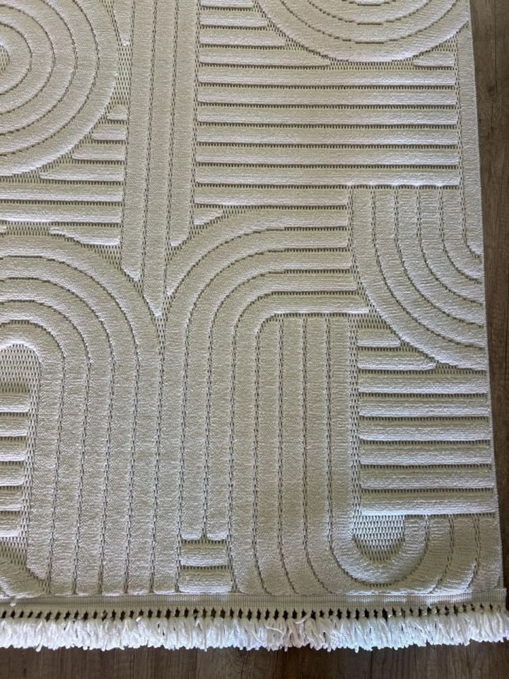 FIRSAT ÖLÇÜ 180x250 (5m2) Krem Renk Modern Halı