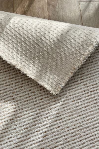 Norge Serisi Yumuşak Dokulu Yeni Nesil Bej Renk Halı AP-7412