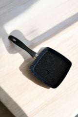 Kare Döküm Tek Kişilik Yumurta Ve Sos Tavası- 10,5 Cm