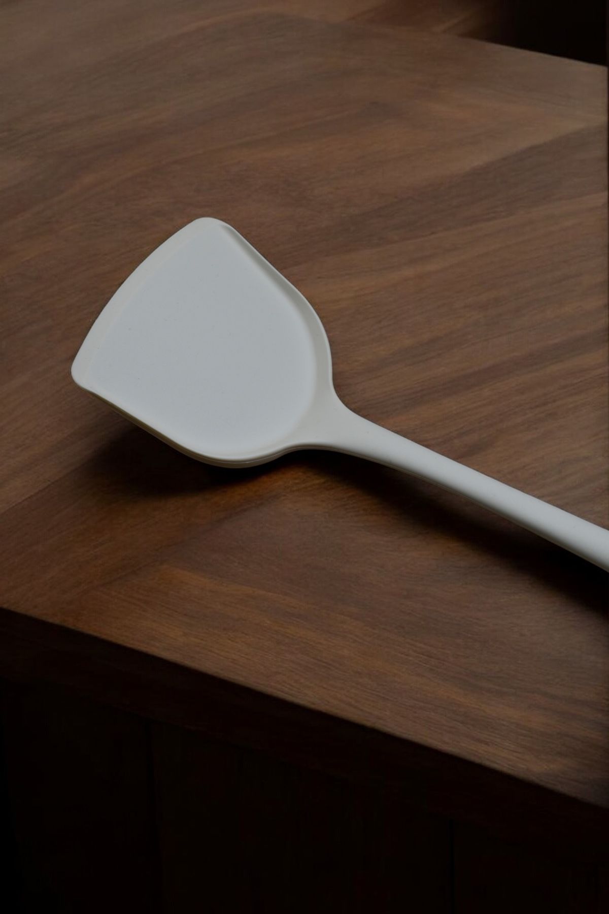 Silikon Yumurta Ve Krep Spatulası Krem Renkli Özel Seri