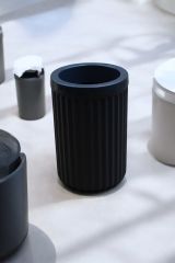 3 Parça Sert Plastik Banyo Seti/ Sıvı Sabunluk, Diş Fırçalık ve Katı Sabunluk-Siyah