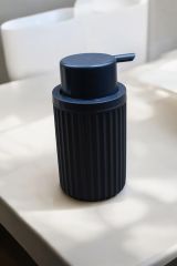 3 Parça Sert Plastik Banyo Seti/ Sıvı Sabunluk, Diş Fırçalık ve Katı Sabunluk-Siyah