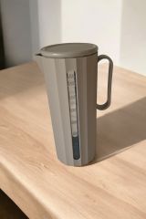 Yuvarlak Ölçülü Sert Plastik Sürahi-1500 ML /Karışık Renkli Gönderim