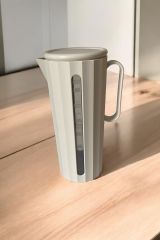 Yuvarlak Ölçülü Sert Plastik Sürahi-1500 ML /Karışık Renkli Gönderim