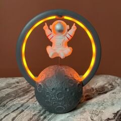 LED Işıklı Astronot Speaker Masa Lambası