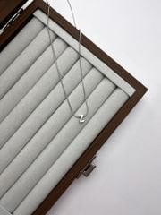 Gümüş Rengi Minimal  Model ‘Z' Harfli Çelik