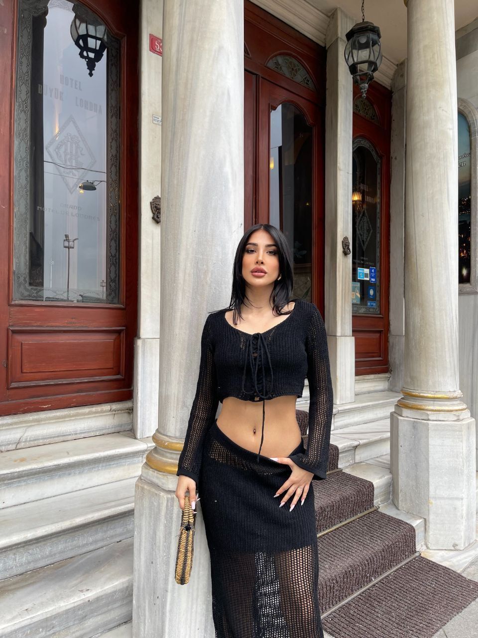 Önü Korse Bağcıklı Crop Bluz Uzun Etek Ajurlu Örme İkili Takım Siyah - S-M