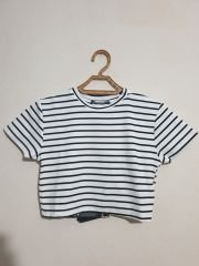 Sırtı Açık Deri Kemerli Kısa Kol Çizgili Crop Bluz Siyah - L