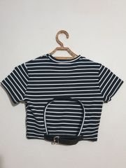 Sırtı Açık Deri Kemerli Kısa Kol Çizgili Crop Bluz Siyah - L